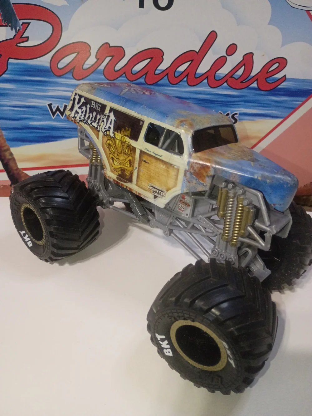 Spin Master Monster Jam Big Kahuna 1/24 Scale